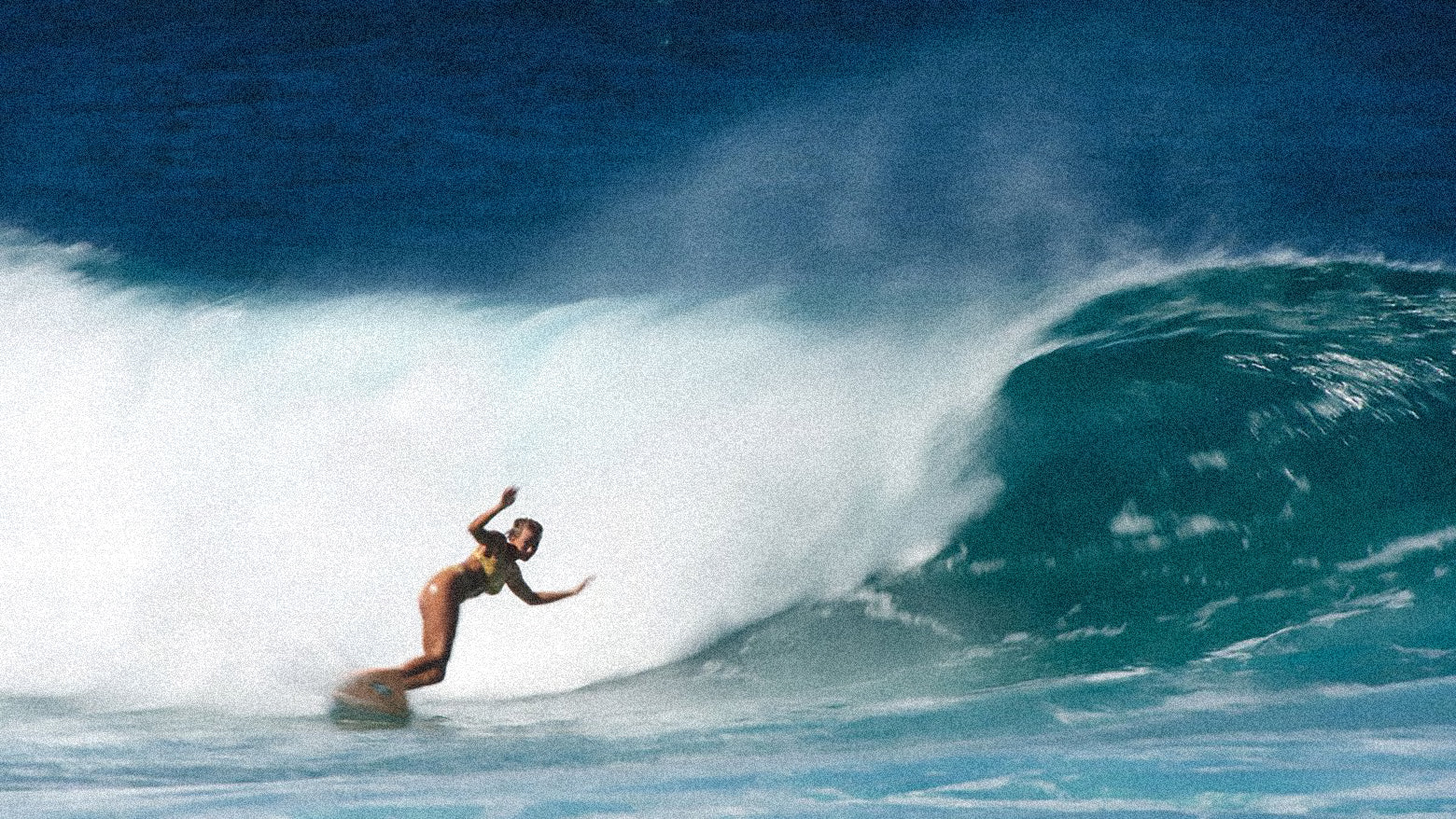 Jalessa-Vincent -Surf-Team-Standard-Procedure-Sunscreen
